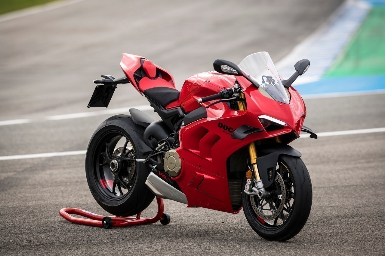 DUCATI PANIGALE V4S STATIC 001 UC355519 Mid