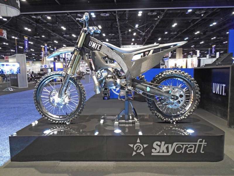 SkyCraft – Carbon Motocross Freestyle μοτοσυκλέτα!
