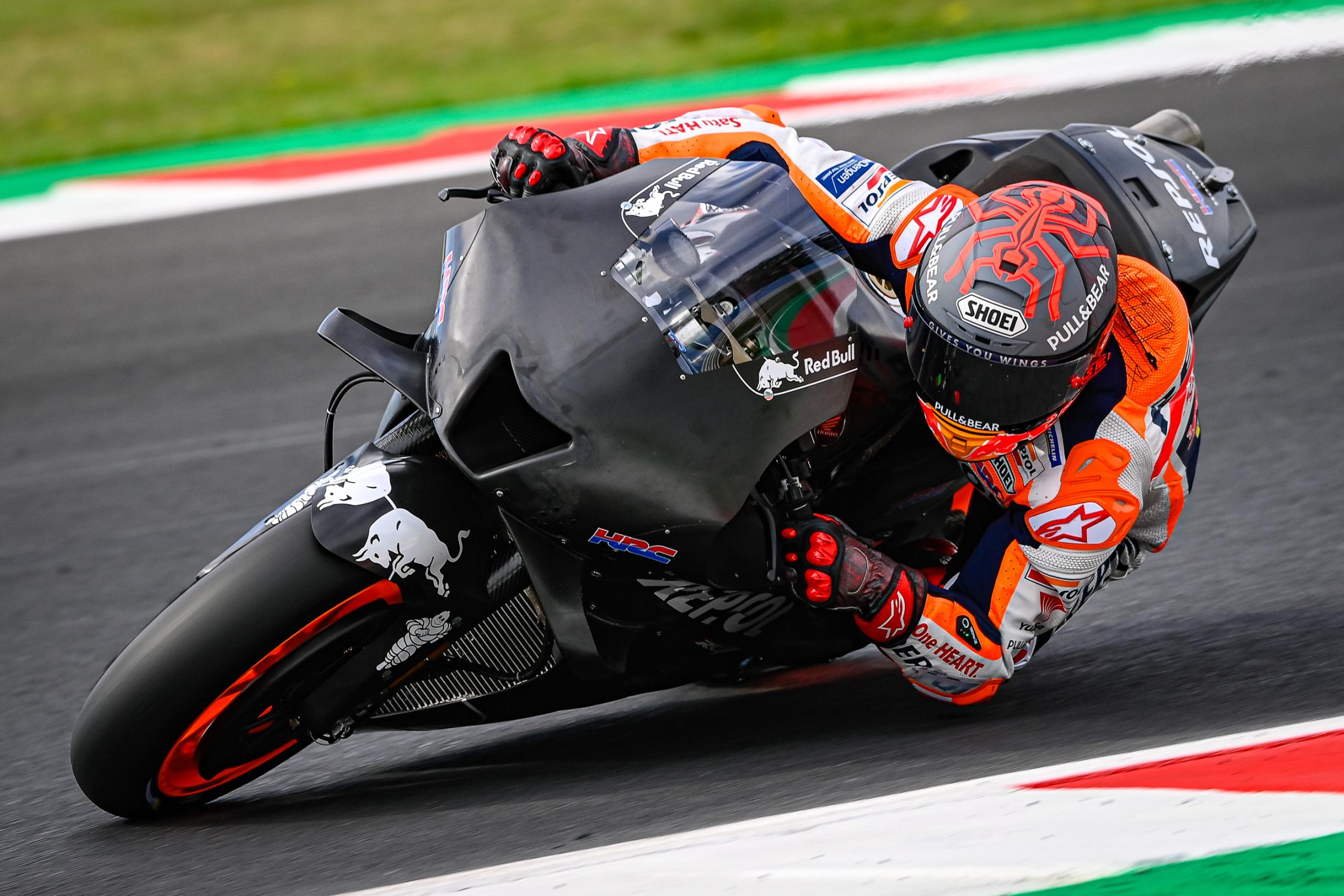 93-marc-marquez_lg74278.gallery_full_top_fullscreen.jpg
