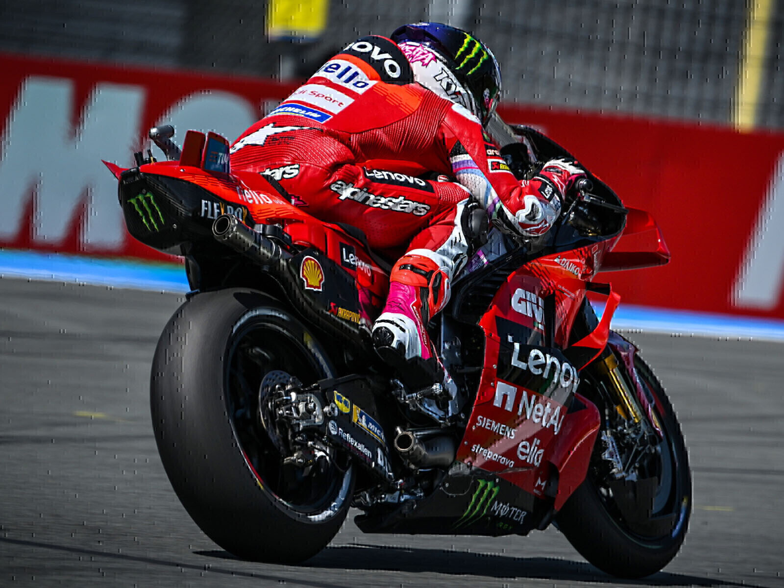 ASSEN24F.jpg