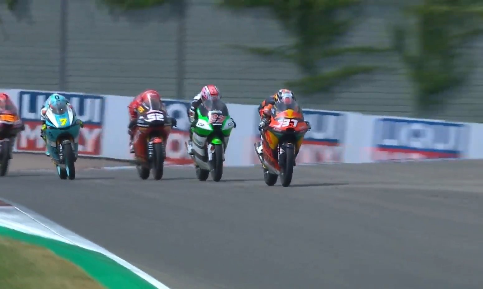 Moto3_Race_Sach.jpg