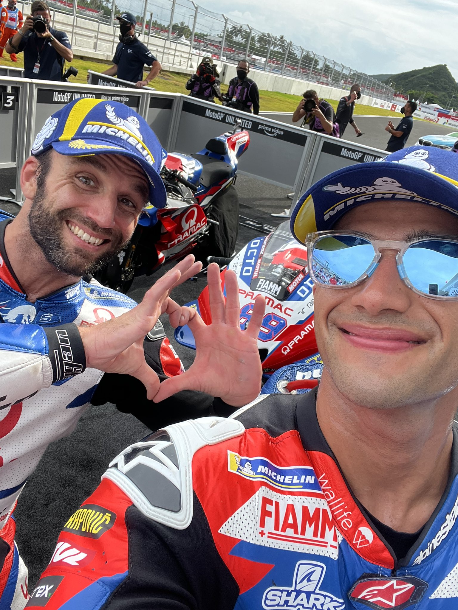 QP-Pramac-guys.jpg