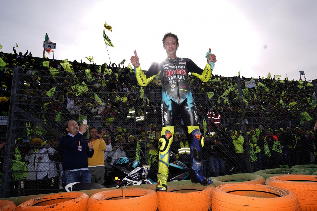 Rossi-antio-ekplhxh-synaisthima-rtb3.jpg