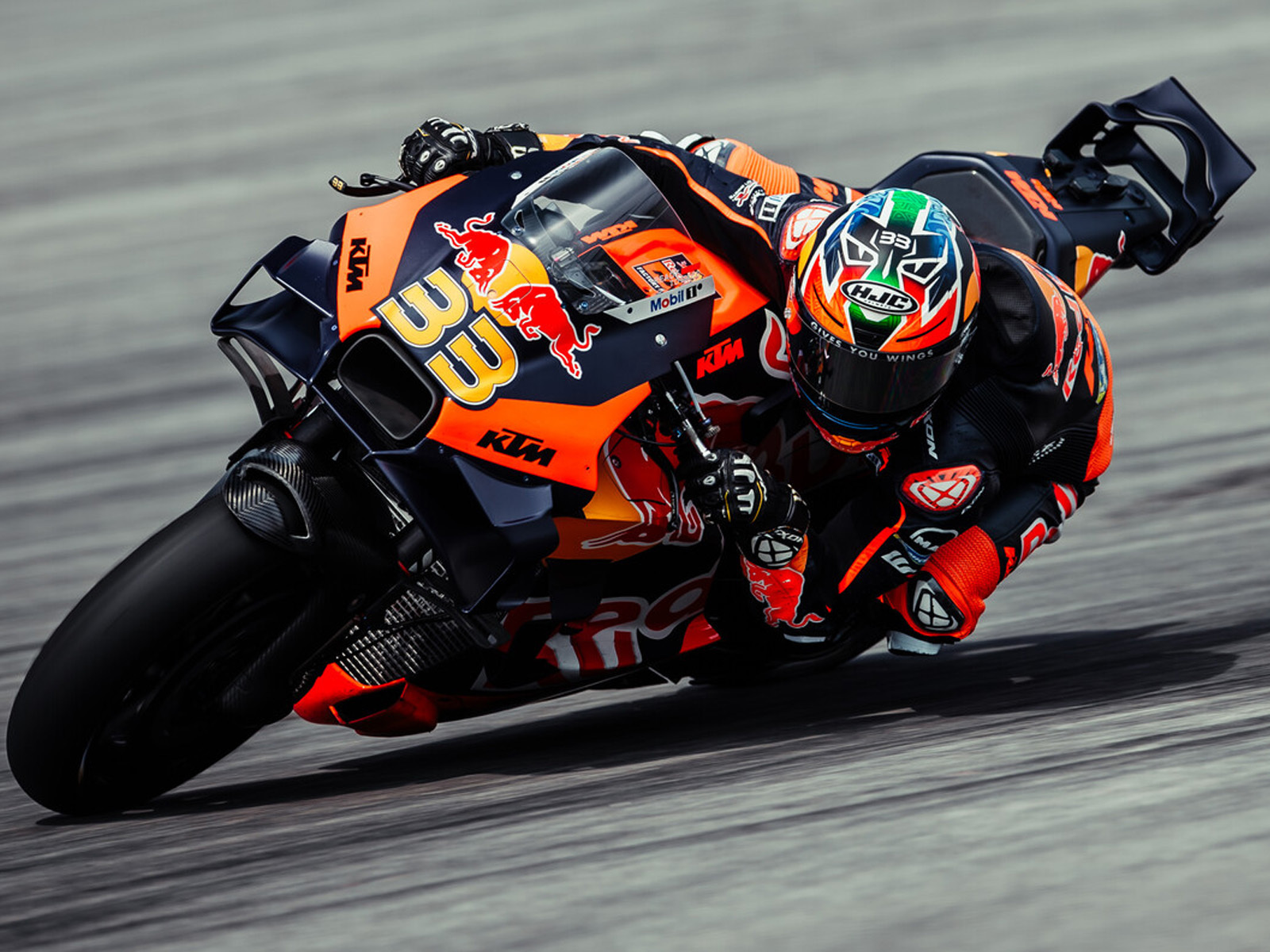 Sepang_TEST_24_B2.jpg