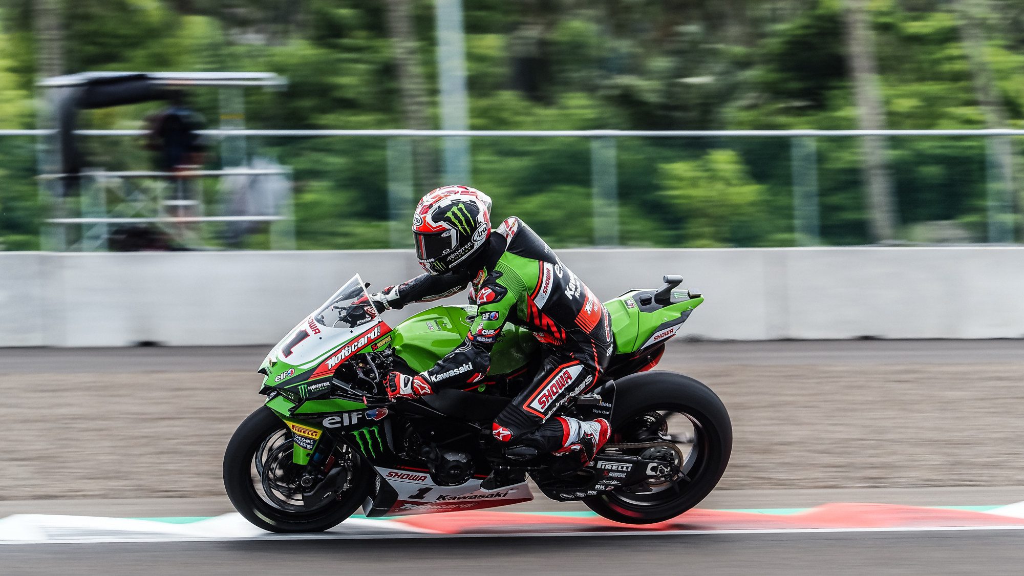 WorldSBK-Indonesia-Race2-kdw1.jpg