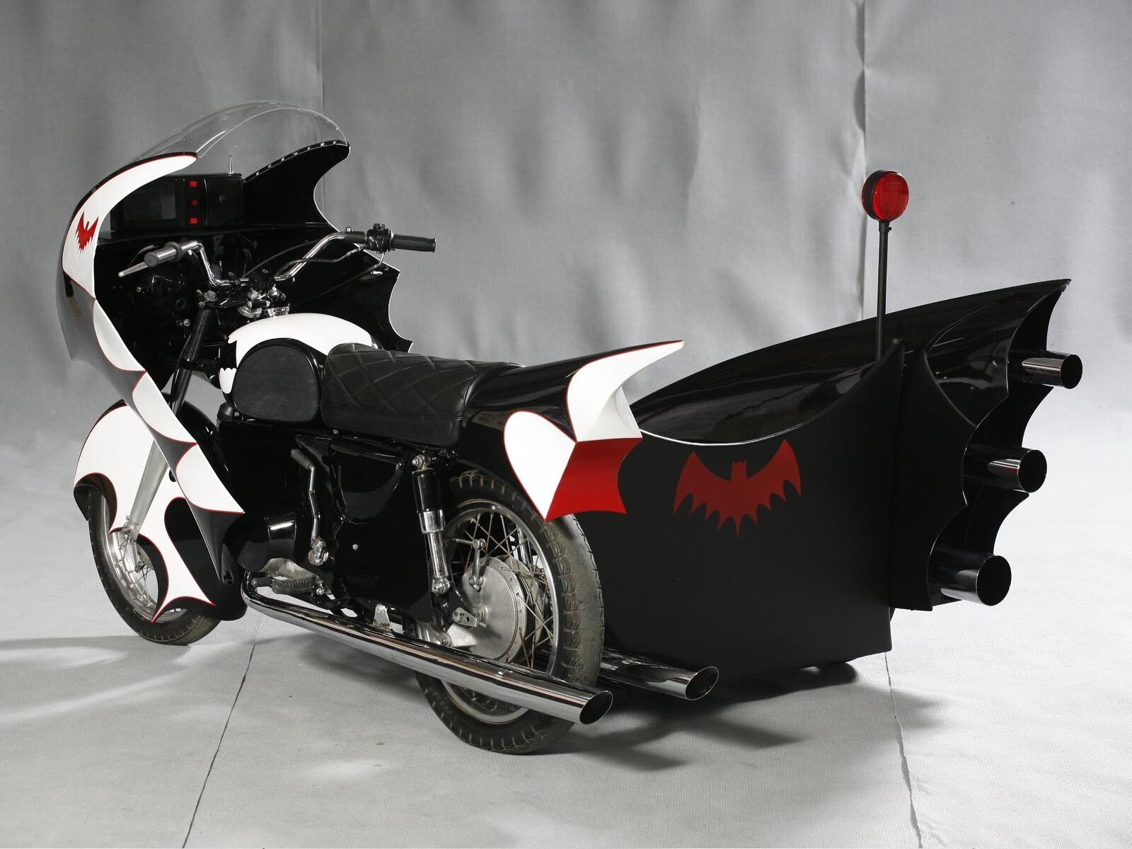 batcycle3.jpg