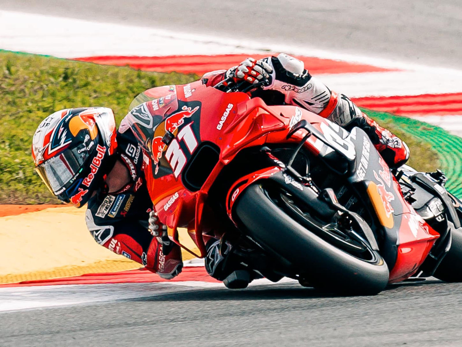 cota24b.jpg