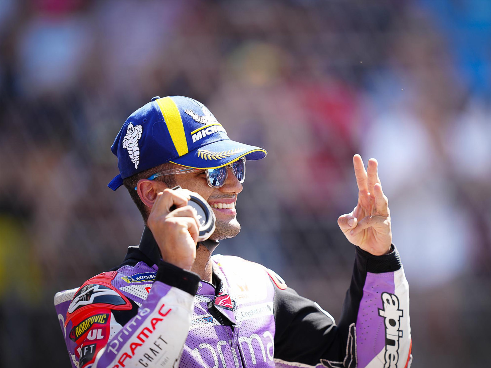 cota3.jpg