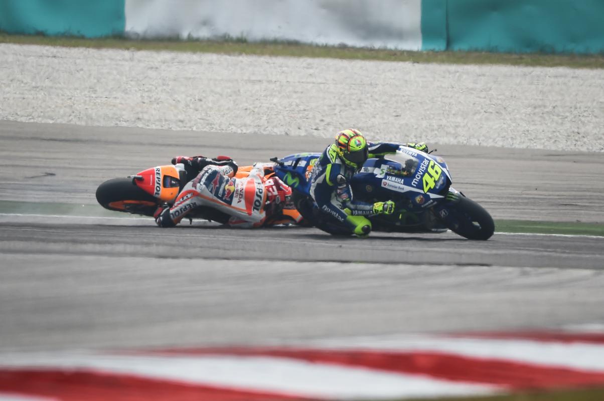 rossi_marquez_malaisia_2015.jpg