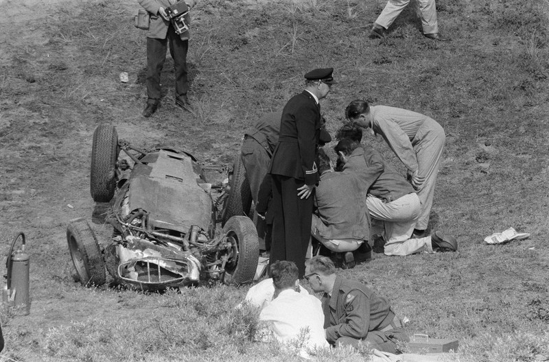 Dan Gurney crash during Dutch Grand Prix 1960