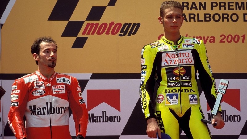rossi biaggi catalunya2001