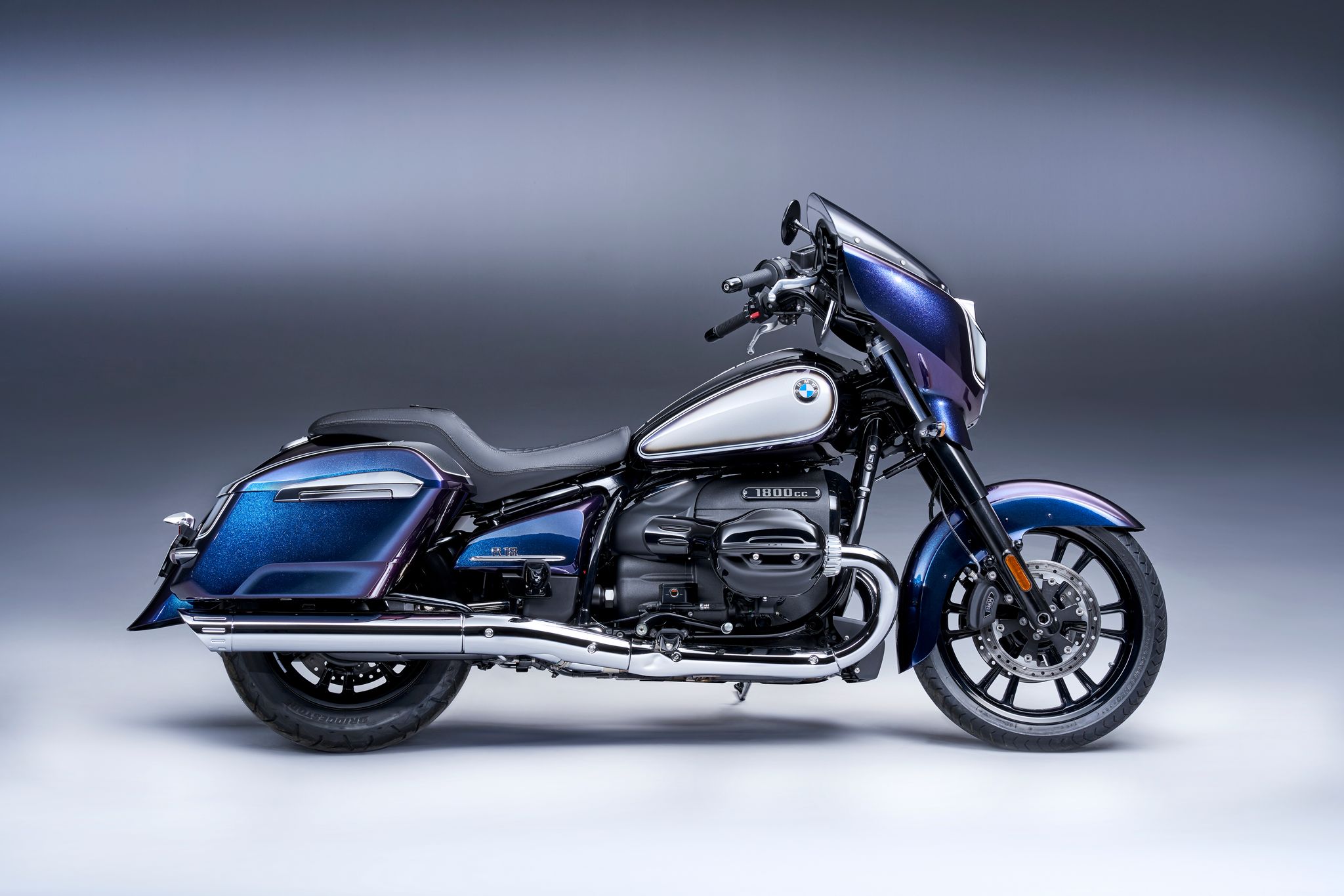 bmw r 18 b first edition