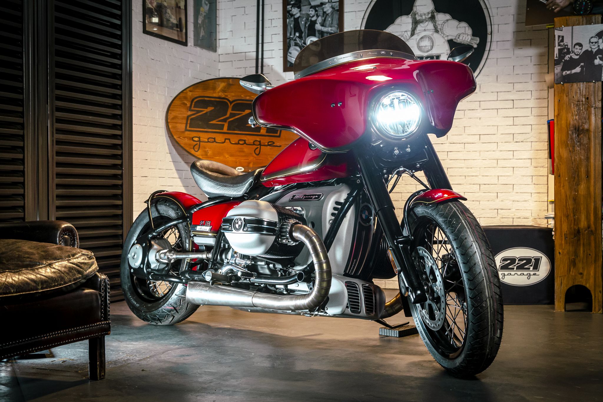 bmw r18 aurora