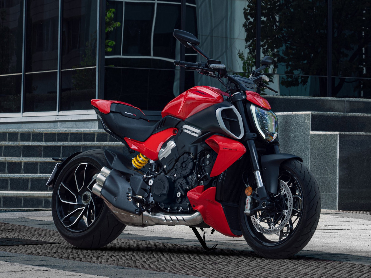 ducati diavel