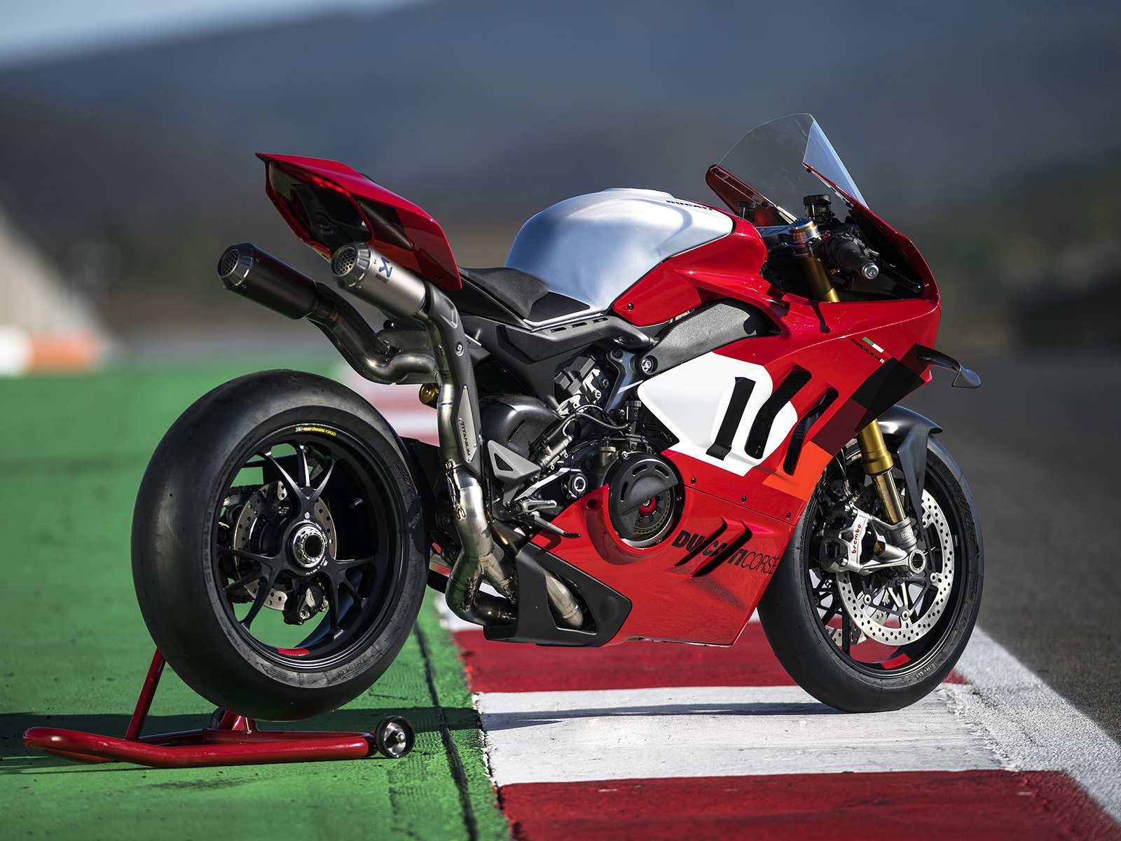 ducati panigale v4r