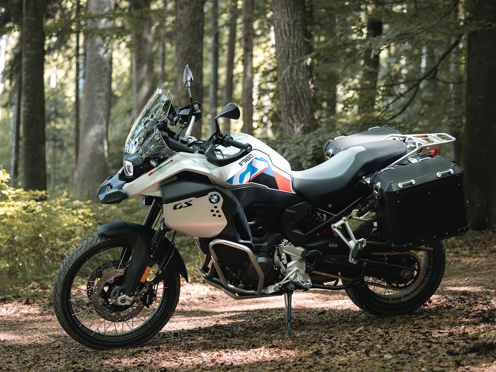bmw f900 adv 1