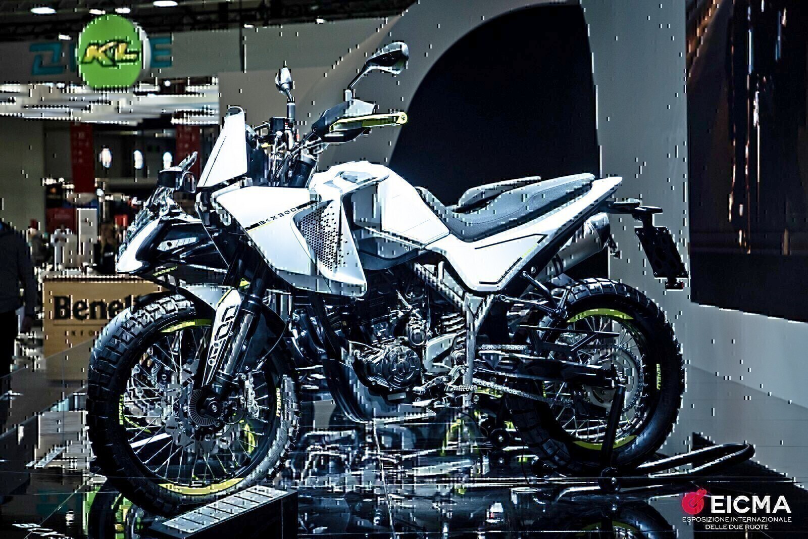 benelli bkx 300 1