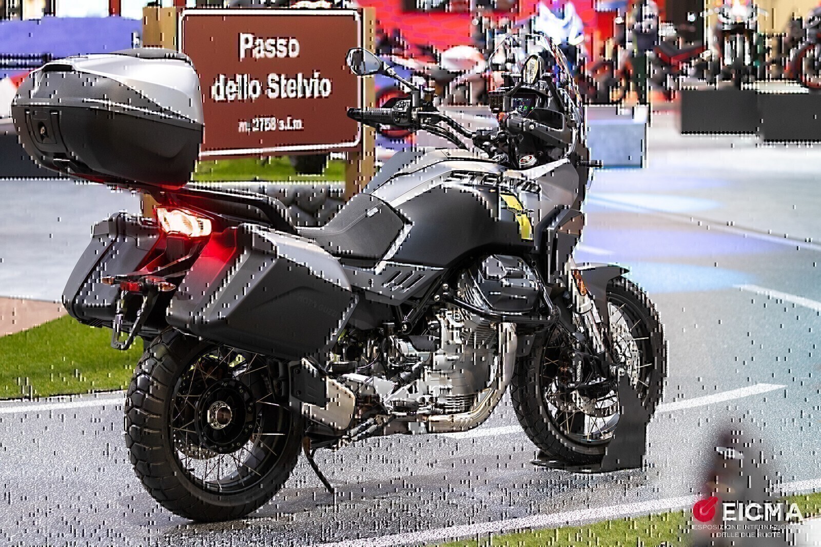 moto guzzi stelvio 1