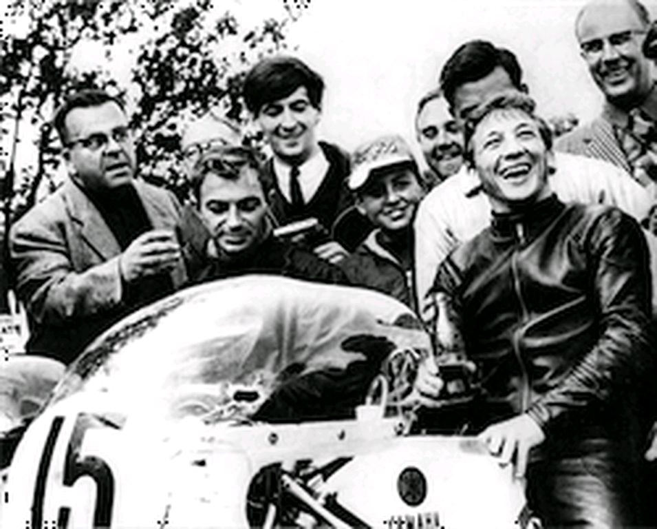 Yamaha 50 χρόνια αγώνες - 1965 - 1966
