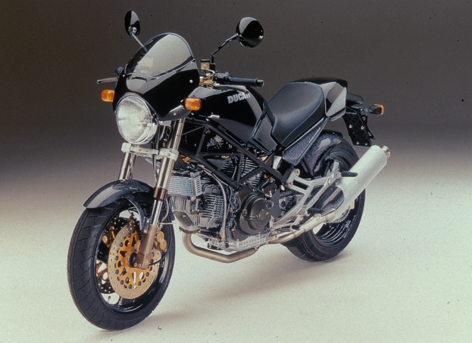 1998M900S