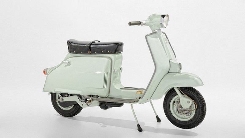 afieroma scooter ducati 3