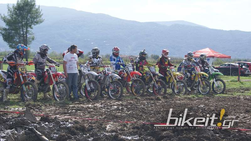 Δυνατή προπόνηση motocross στο Αγρίνιο