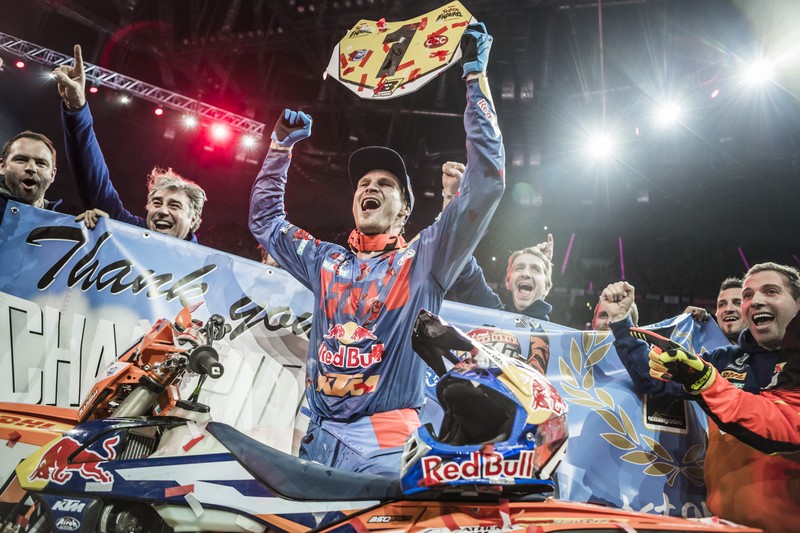 Taddy Blazusiak &amp; KTM: Νικητές 1ου αγώνα Superenduro 2017