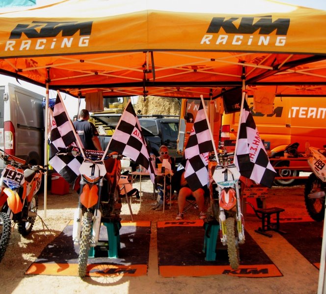 KTM - 3 τίτλοι motocross για το 2015!