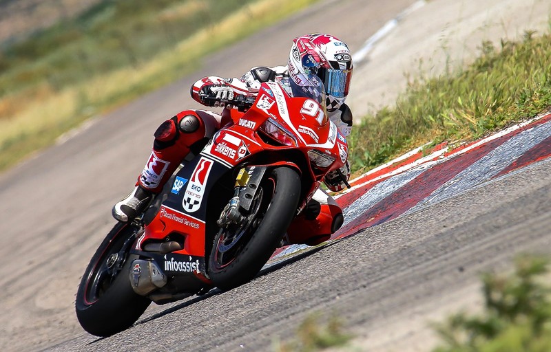 Kosmocar - EKO Ducati Team - Βάθρο και 1η θέση στη βαθμολογία