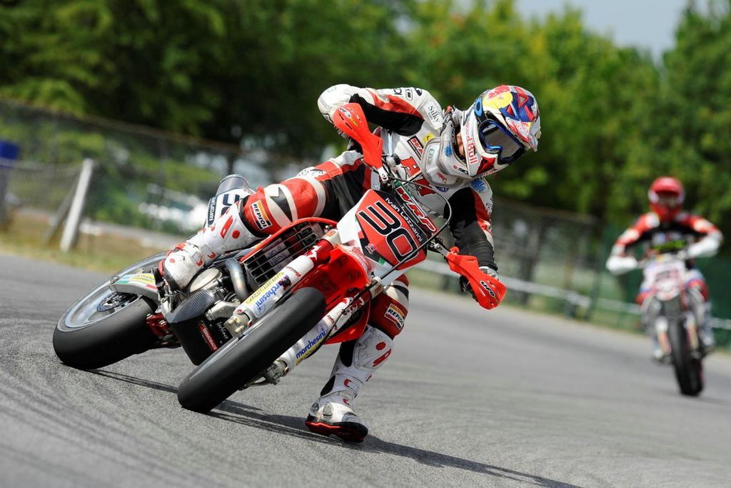 Ιταλικό Π. Supermoto