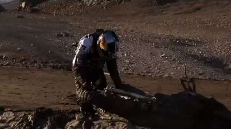 Dakar 2012 – Despres και Barreda κολλημένοι στην λάσπη!