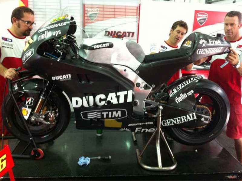 Ducati Desmocedici GP 12 - Η νέα μοτοσυκλέτα του Rossi