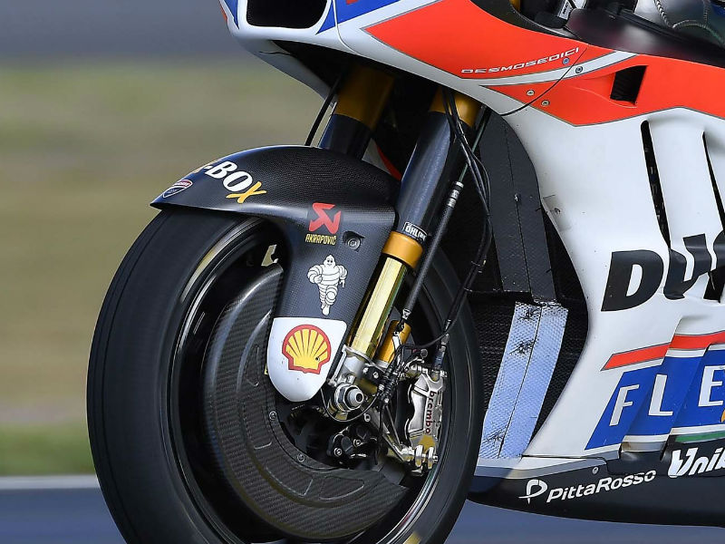 Ducati + Οhlins: Carbon πιρούνι στις GP17