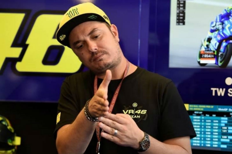 Uccio - Συνέντευξη με το “δεξί χέρι” του Rossi