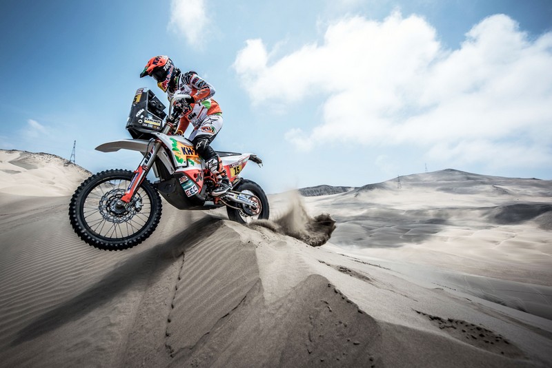 laia sanz ktm contract 2