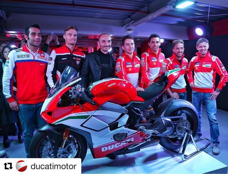 casey stoner ducati tester 4