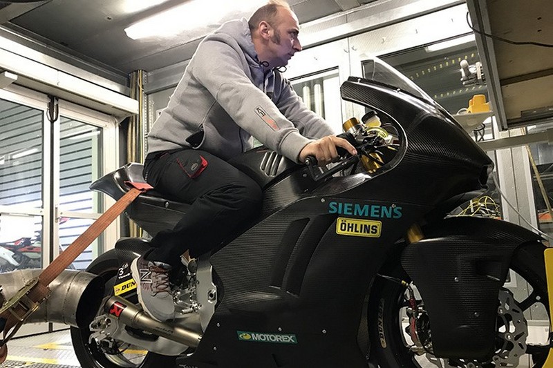 kalex triumph 765 moto2 2019 2