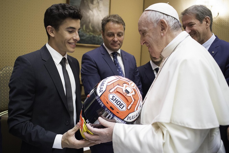 MotoGP - Οι αναβάτες συνάντησαν τον Πάπα στο Βατικανό