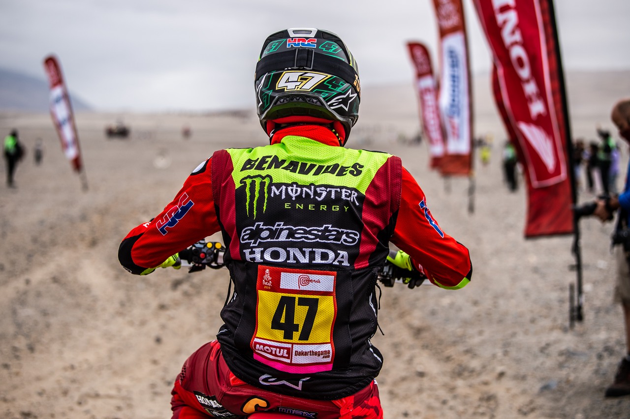 rally dakar 2019 benavides sunderland 4