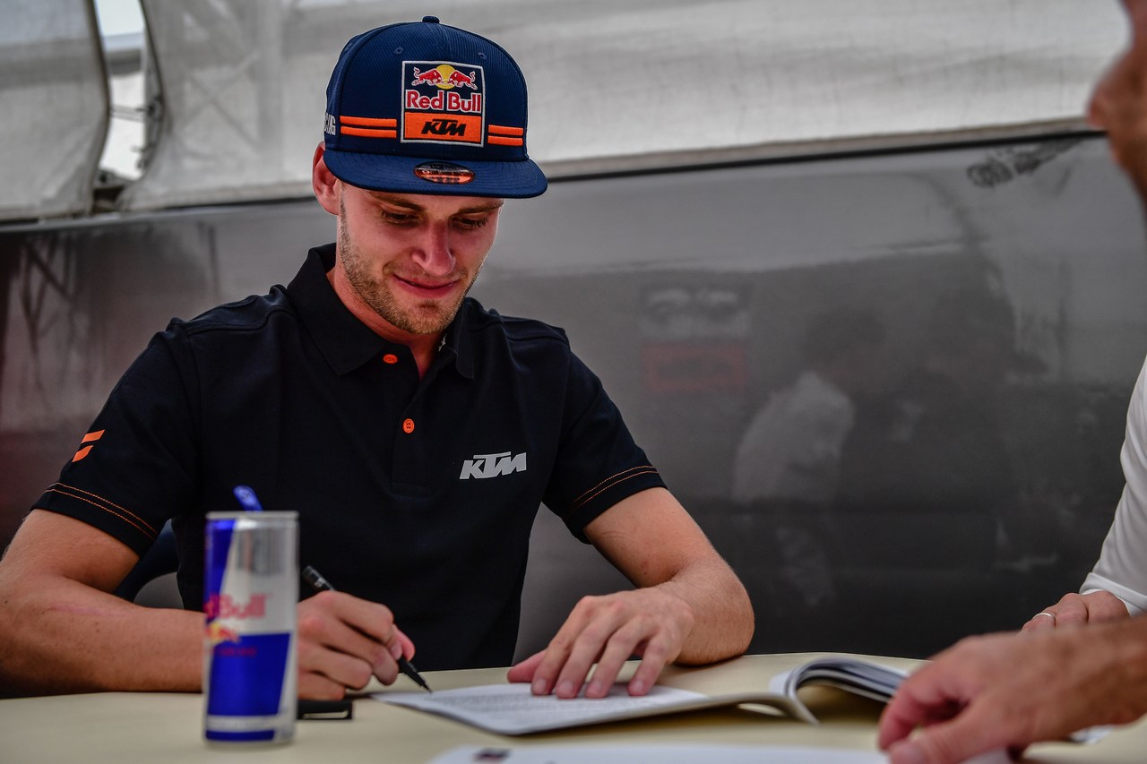 brad binder motogp contract 1