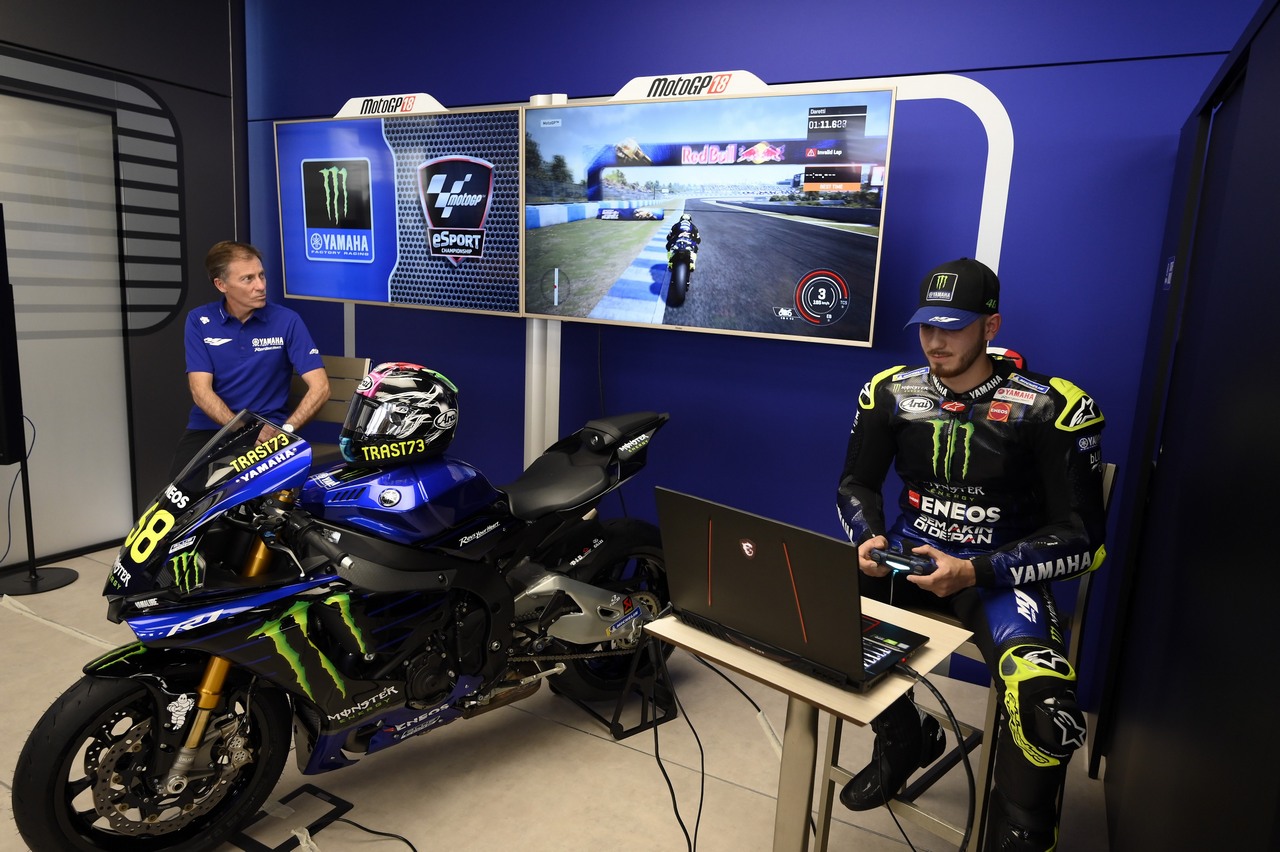 yamaha motogp trastevere73 7