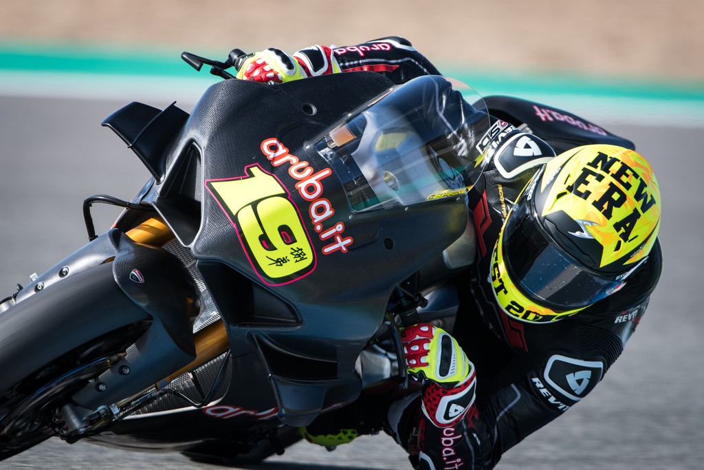 worldsbk 2019 jerez test day1 11