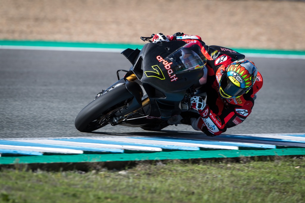 worldsbk 2019 jerez test day1 14
