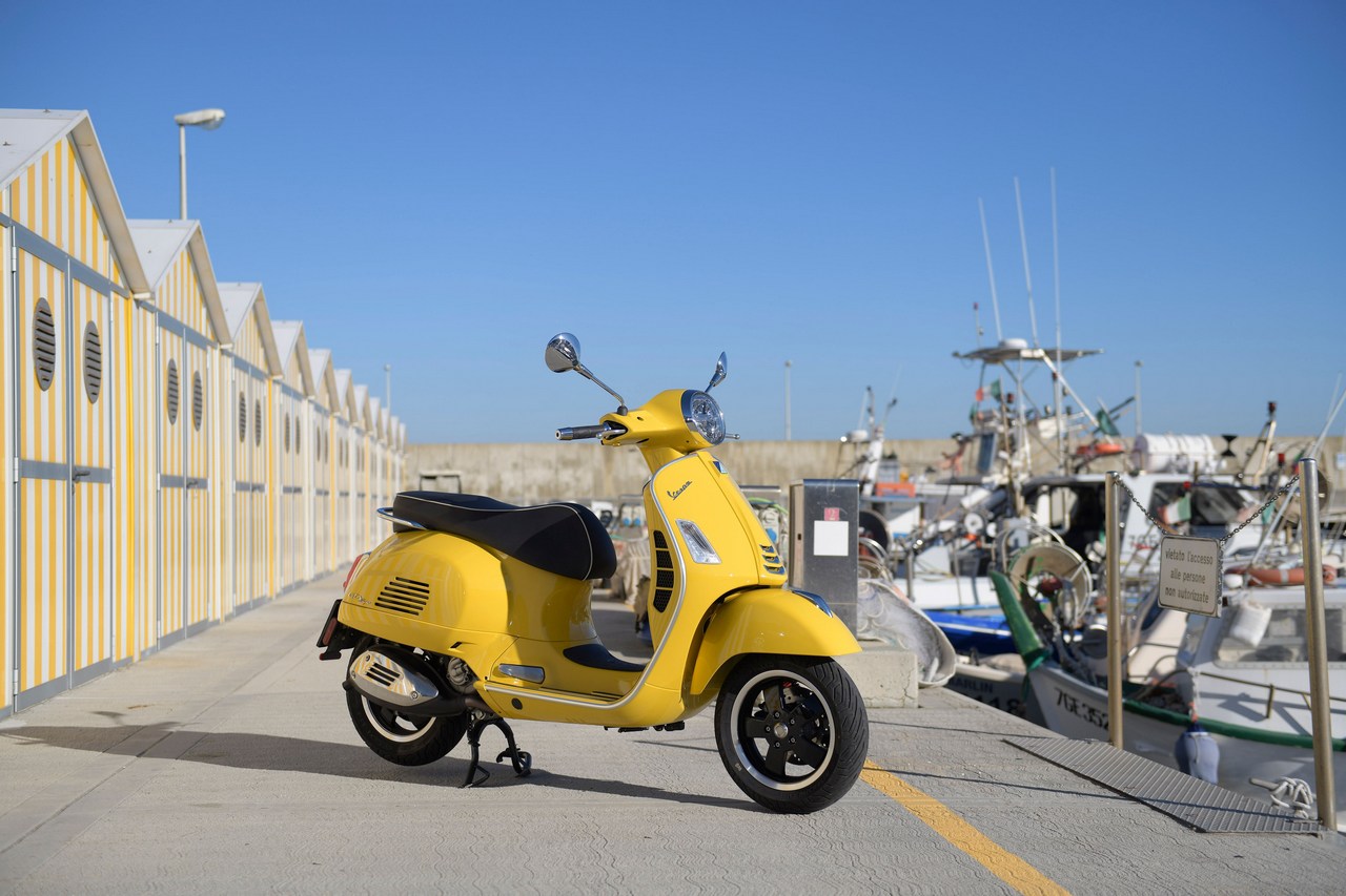 vespa gts prosfora 4