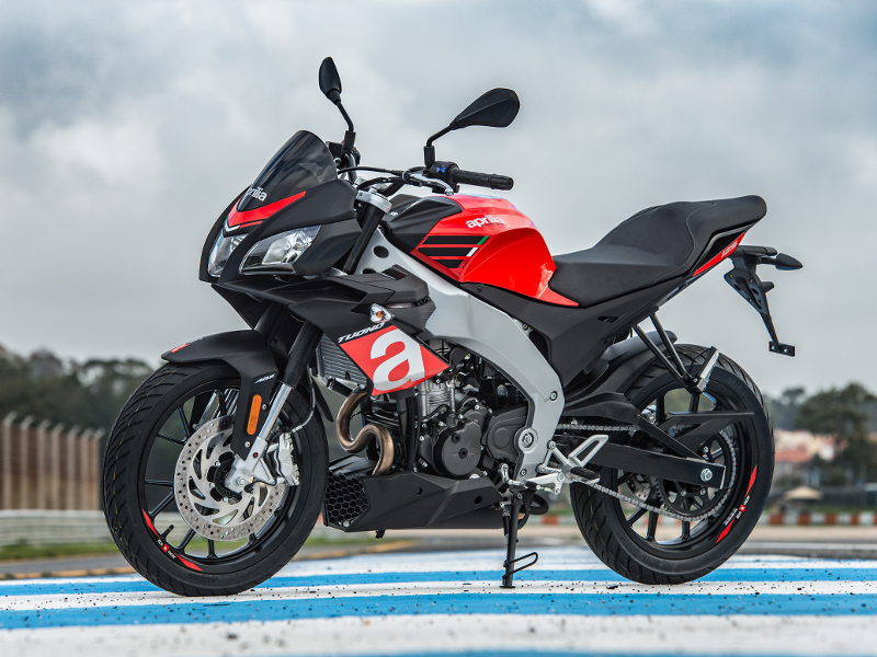 aprilia days aprilia tuono 125