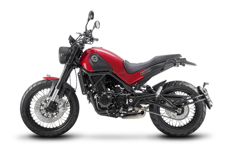 2017 benelli leoncino trial scrambler first look 3