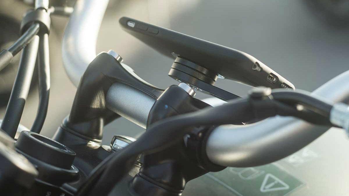 Moto Mount 3 4618