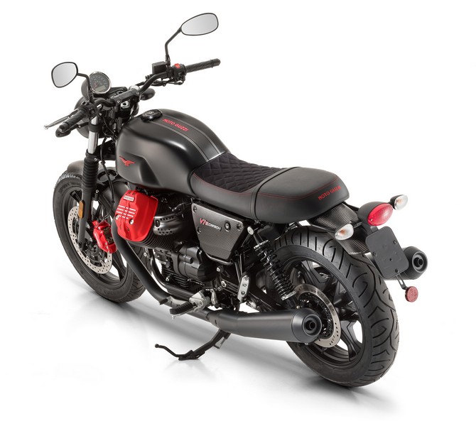 moto guzzi v7 iii carbon 2