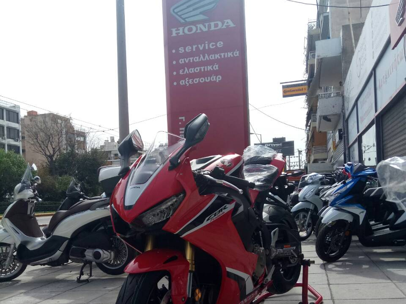 honda cbr1000rr moto petsas 2
