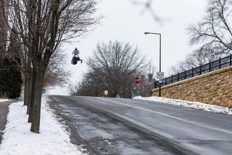 lavallee jumping city street snowmobile st paul 2016